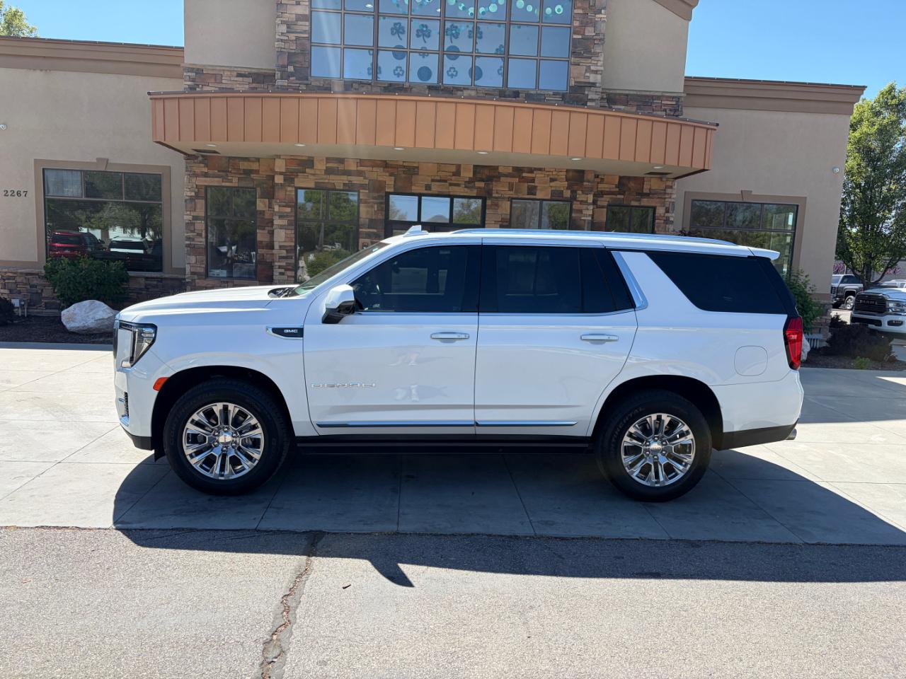 GMC Yukon 4WD 4dr Denali 2023