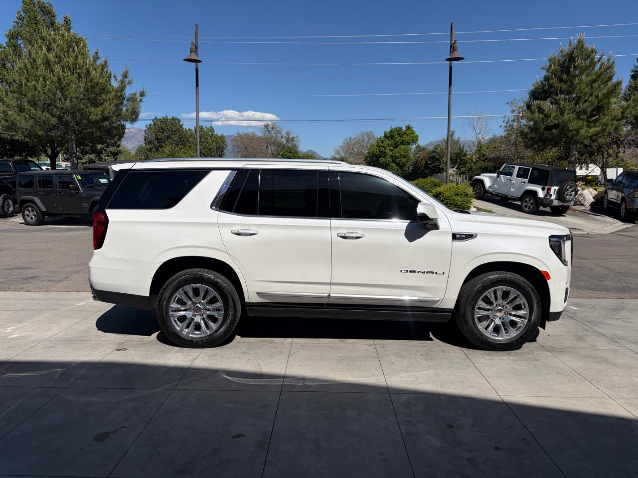 GMC Yukon 4WD 4dr Denali 2023