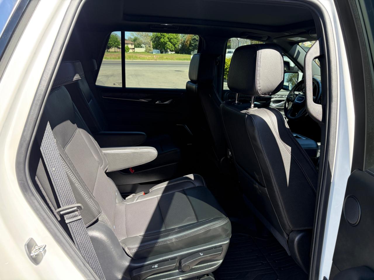 GMC Yukon 4WD 4dr Denali 2023