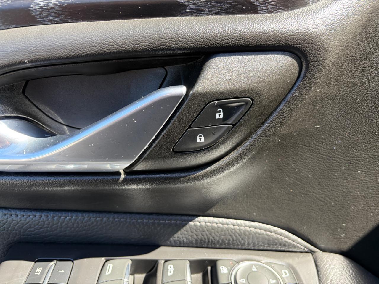 GMC Yukon 4WD 4dr Denali 2023