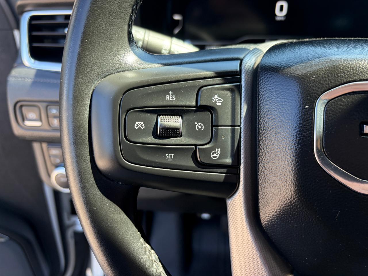 GMC Yukon 4WD 4dr Denali 2023