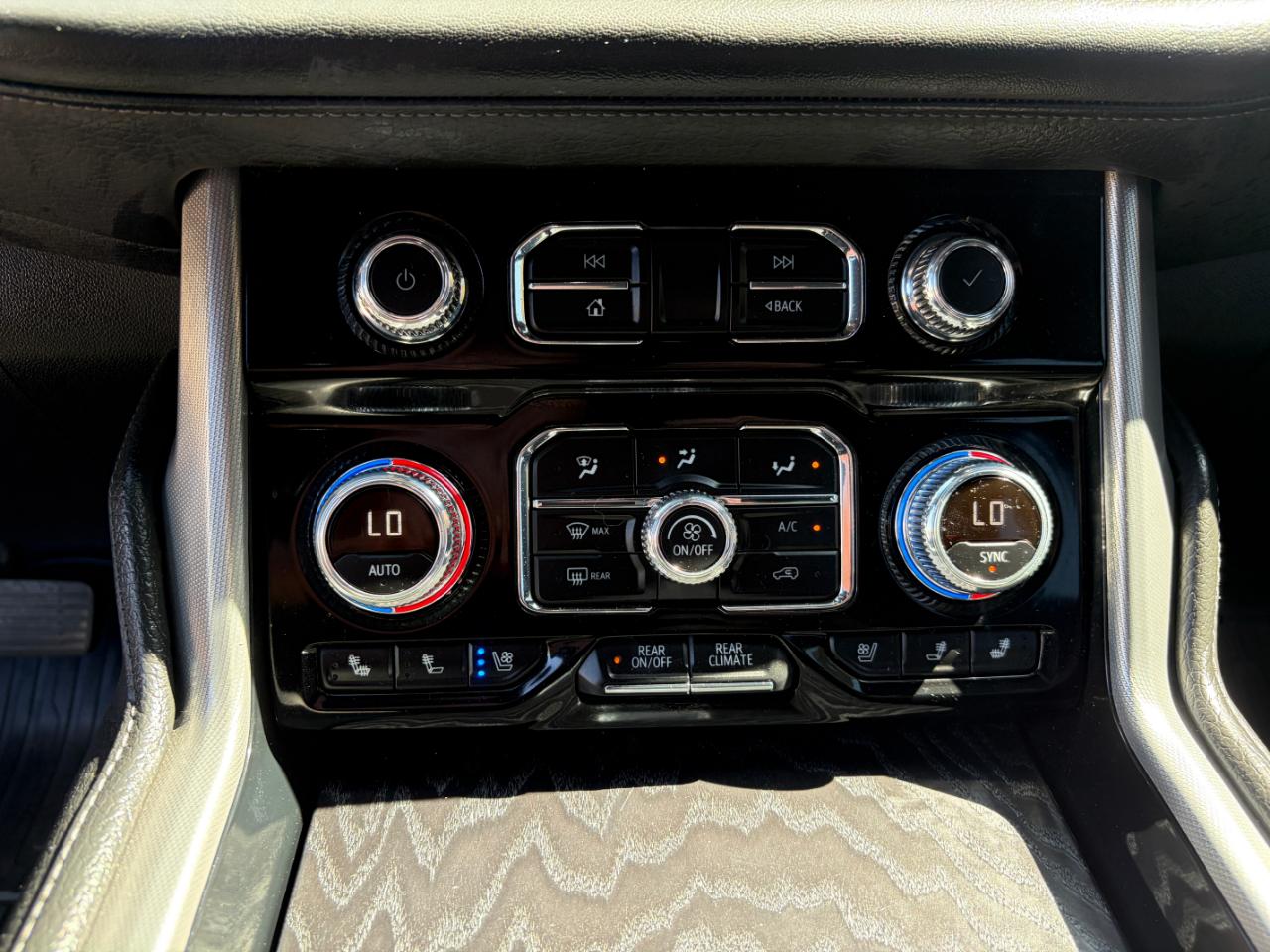 GMC Yukon 4WD 4dr Denali 2023