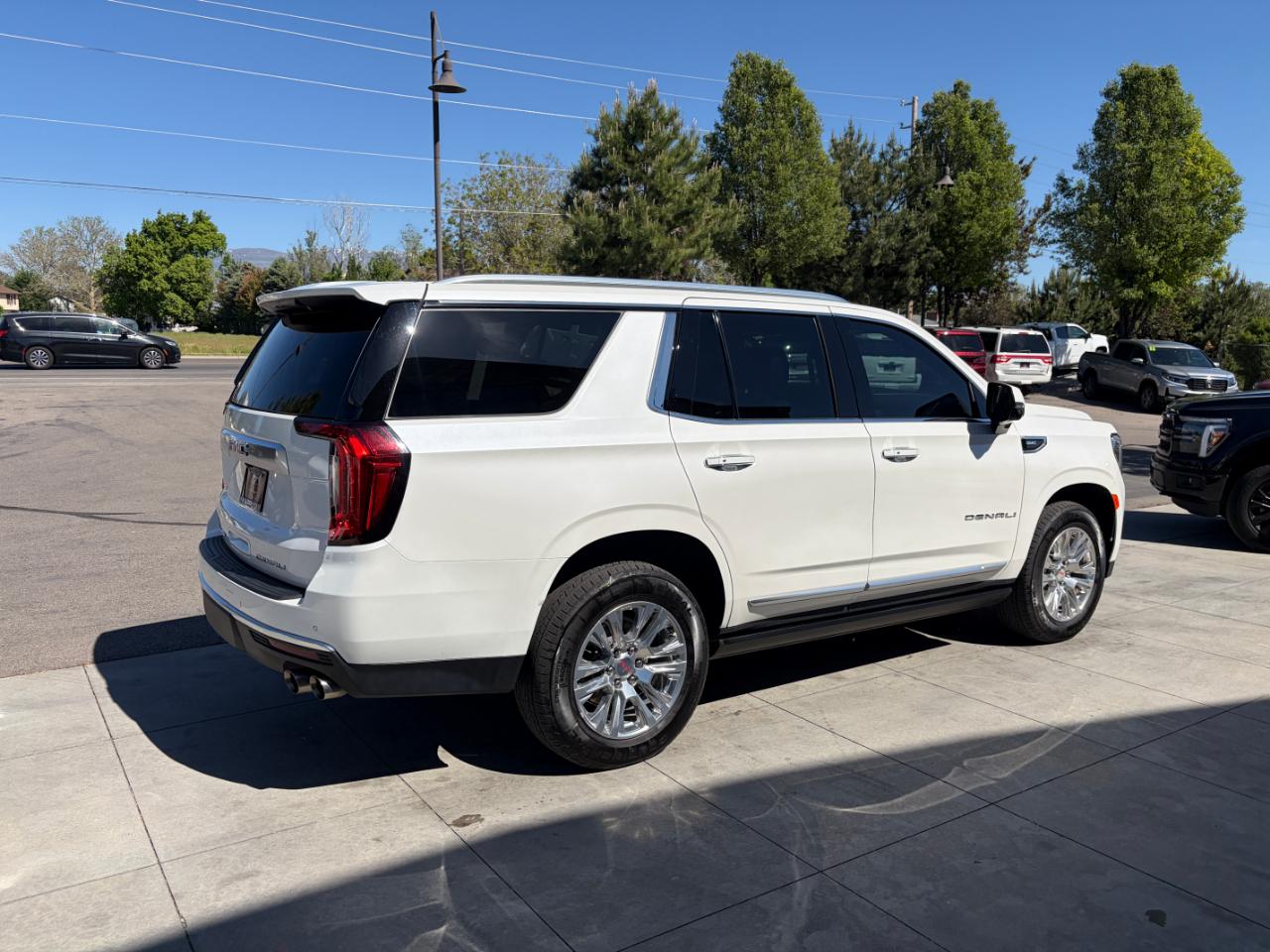 GMC Yukon 4WD 4dr Denali 2023