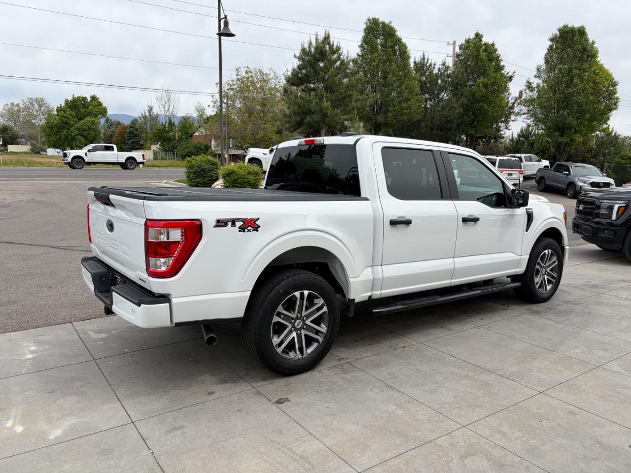 Ford F-150 XL 4WD SuperCrew 5.5' Box 2022