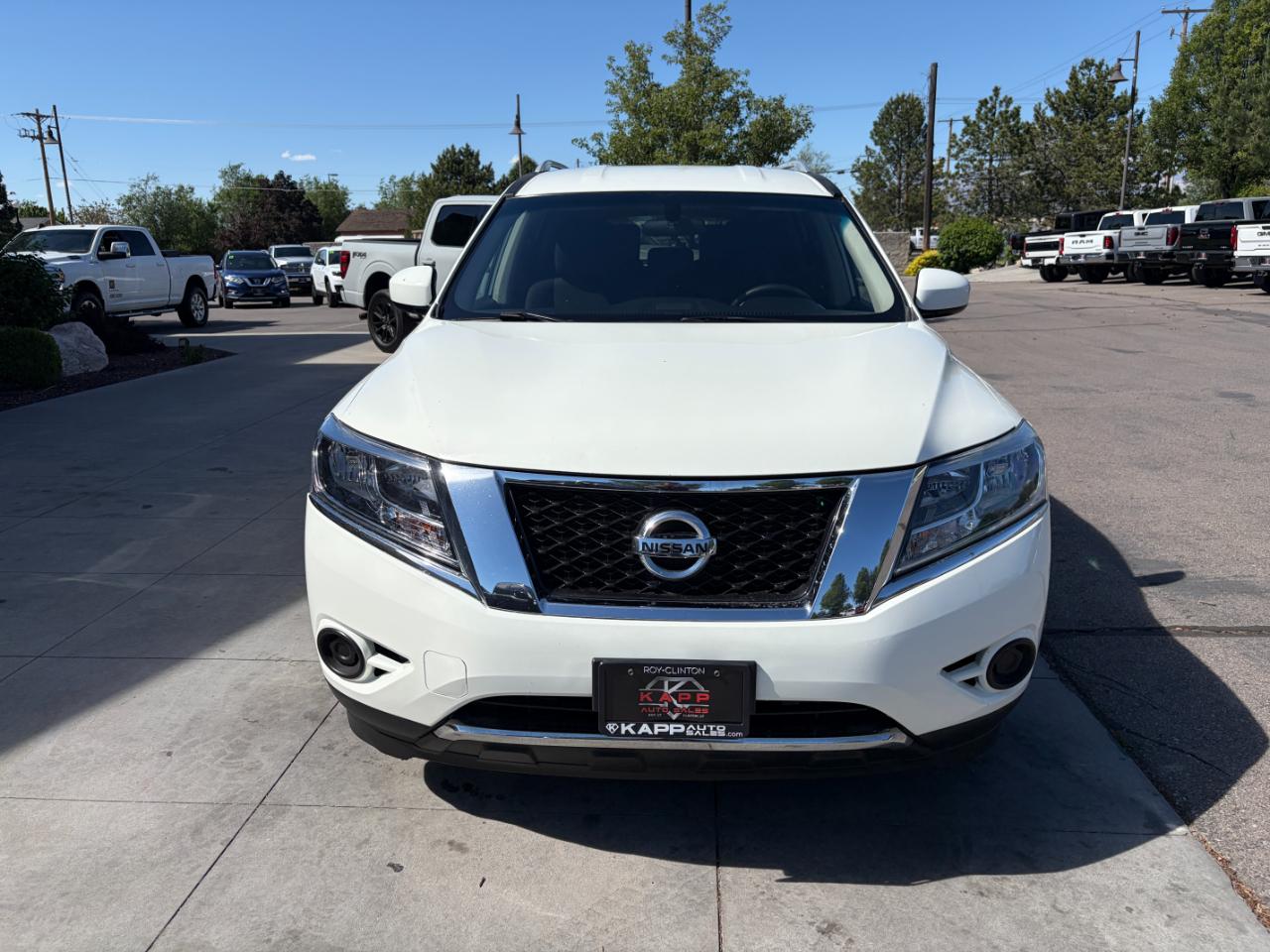 Nissan Pathfinder 2WD 4dr S 2016