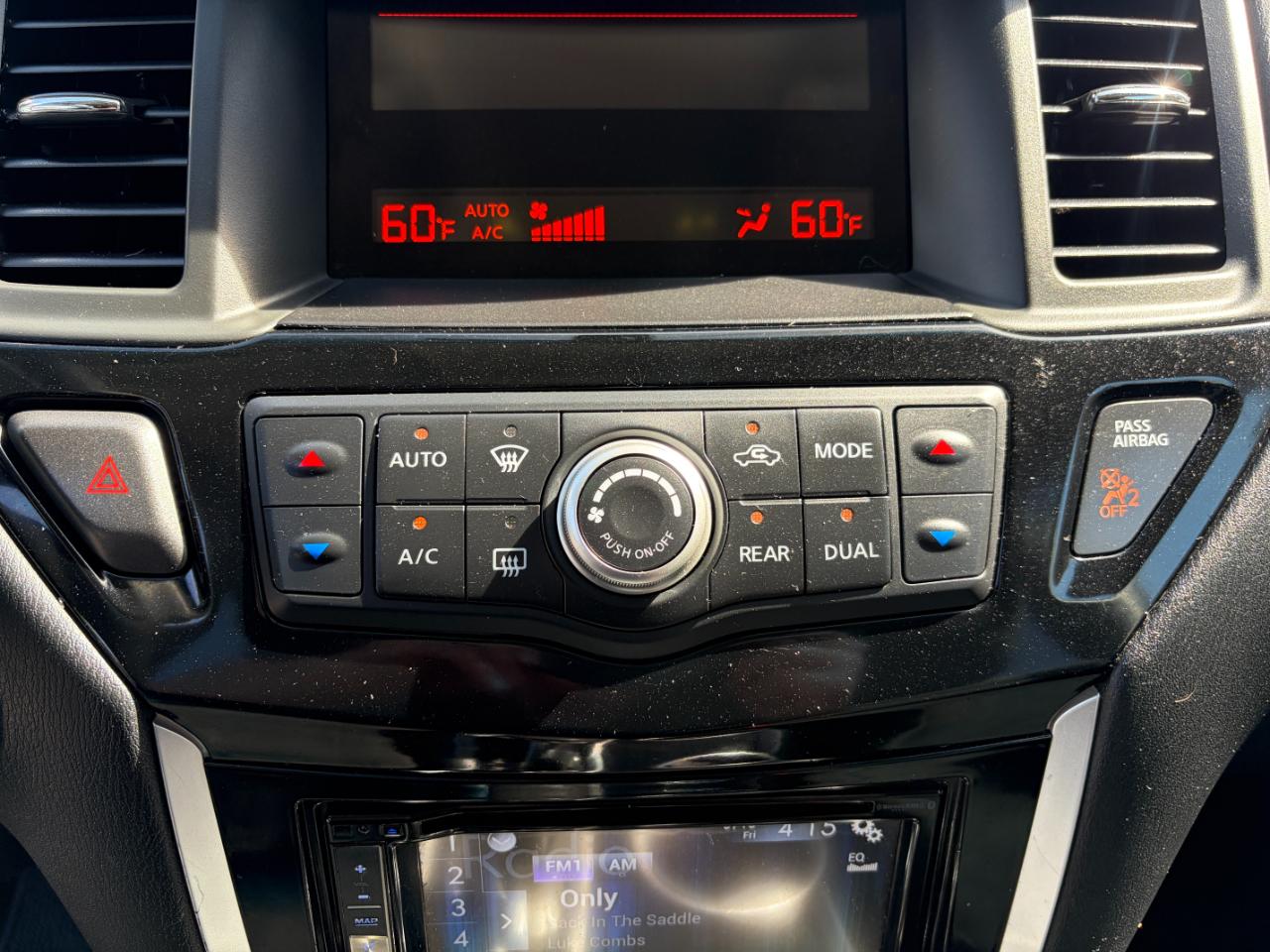 Nissan Pathfinder 2WD 4dr S 2016
