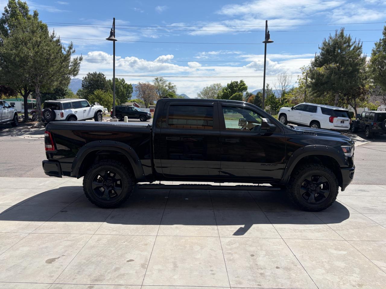 RAM 1500 Big Horn/Lone Star 4x4 Crew Cab 5'7" Box 2019