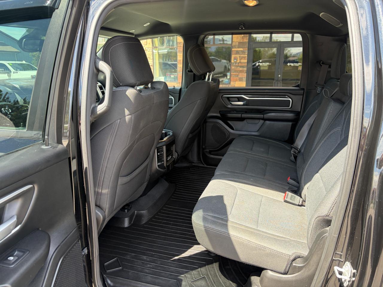 RAM 1500 Big Horn/Lone Star 4x4 Crew Cab 5'7" Box 2019