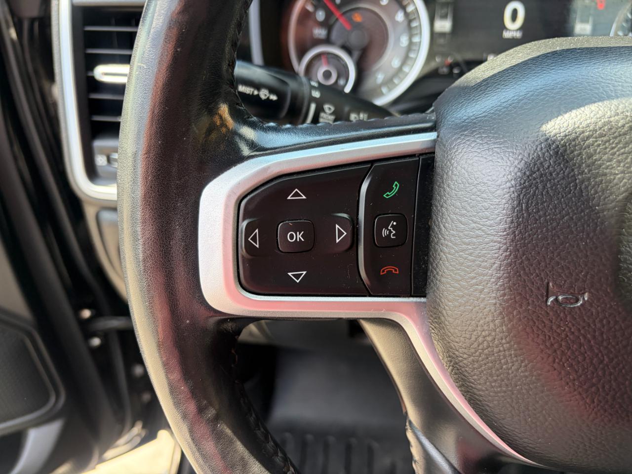 RAM 1500 Big Horn/Lone Star 4x4 Crew Cab 5'7" Box 2019