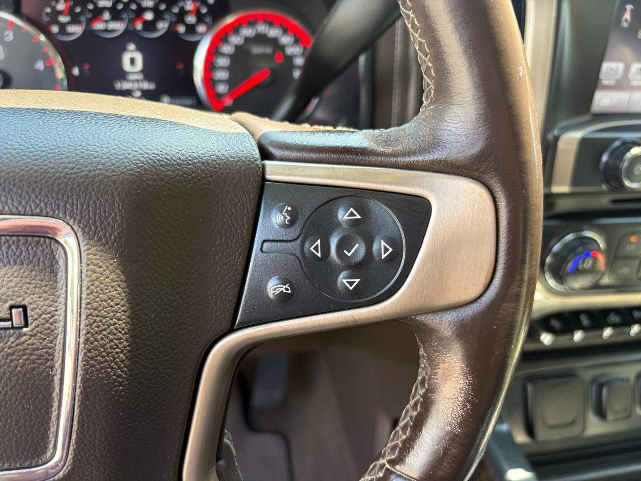 GMC Sierra 3500HD 4WD Crew Cab 153.7" Denali 2016
