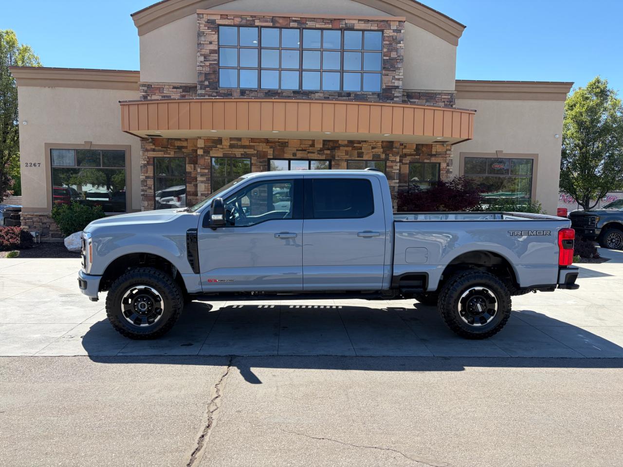Ford Super Duty F-350 SRW Platinum 4WD Crew Cab 6.75' Box 2025