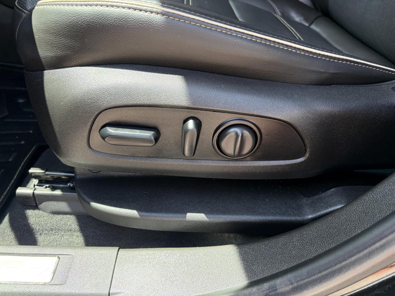 GMC Acadia AWD 4dr Denali 2018