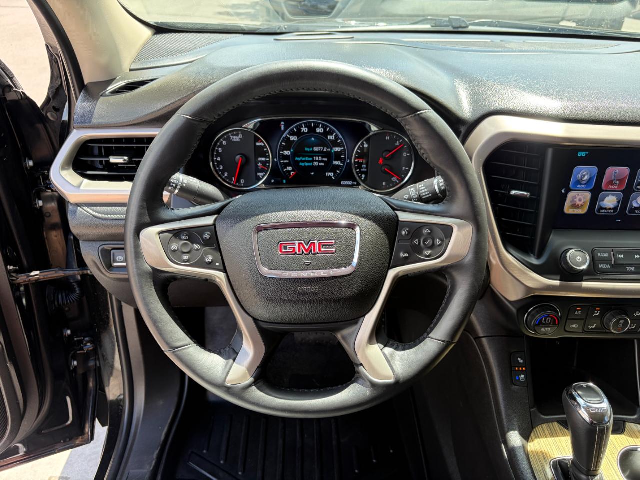 GMC Acadia AWD 4dr Denali 2018