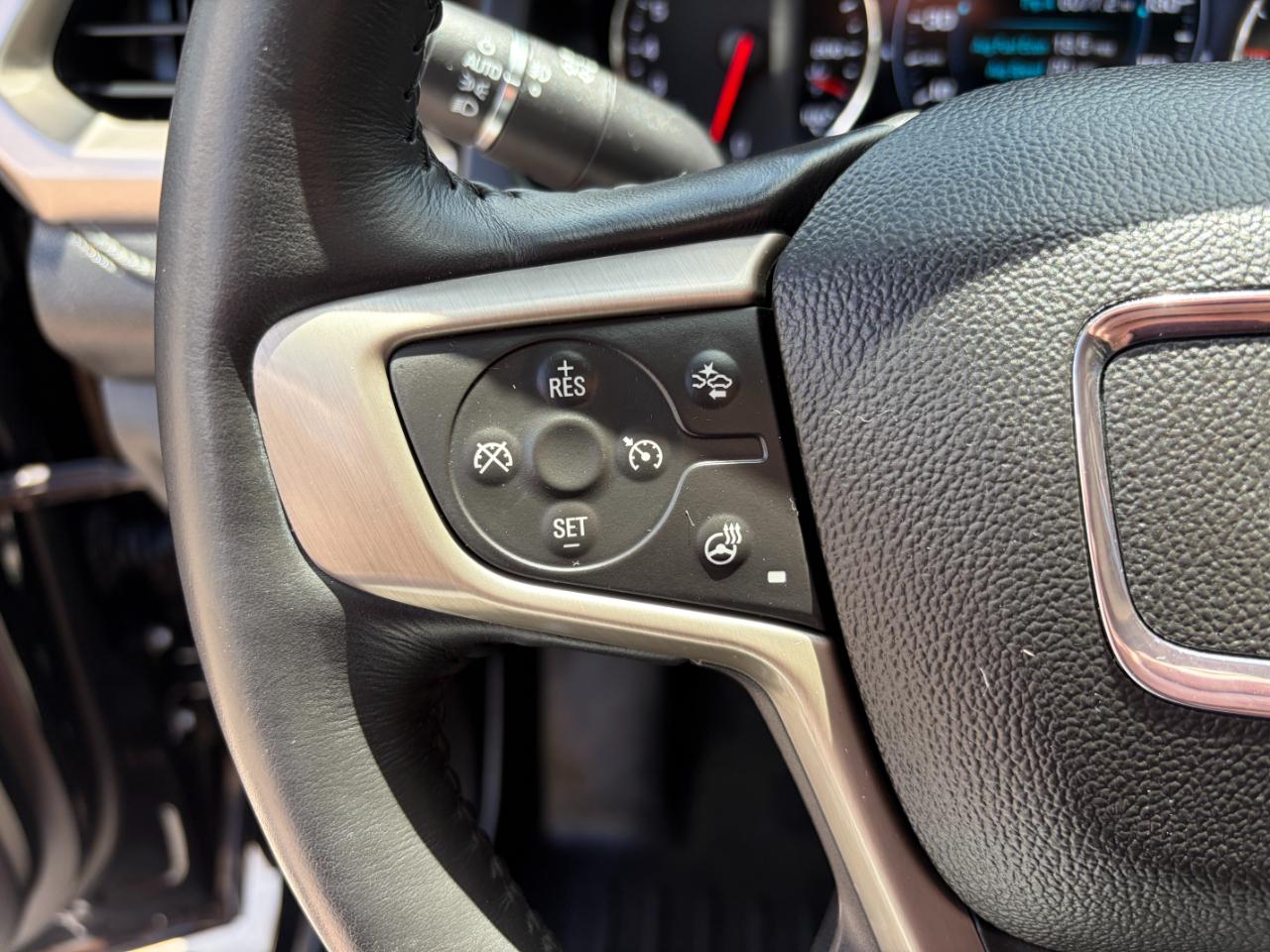 GMC Acadia AWD 4dr Denali 2018