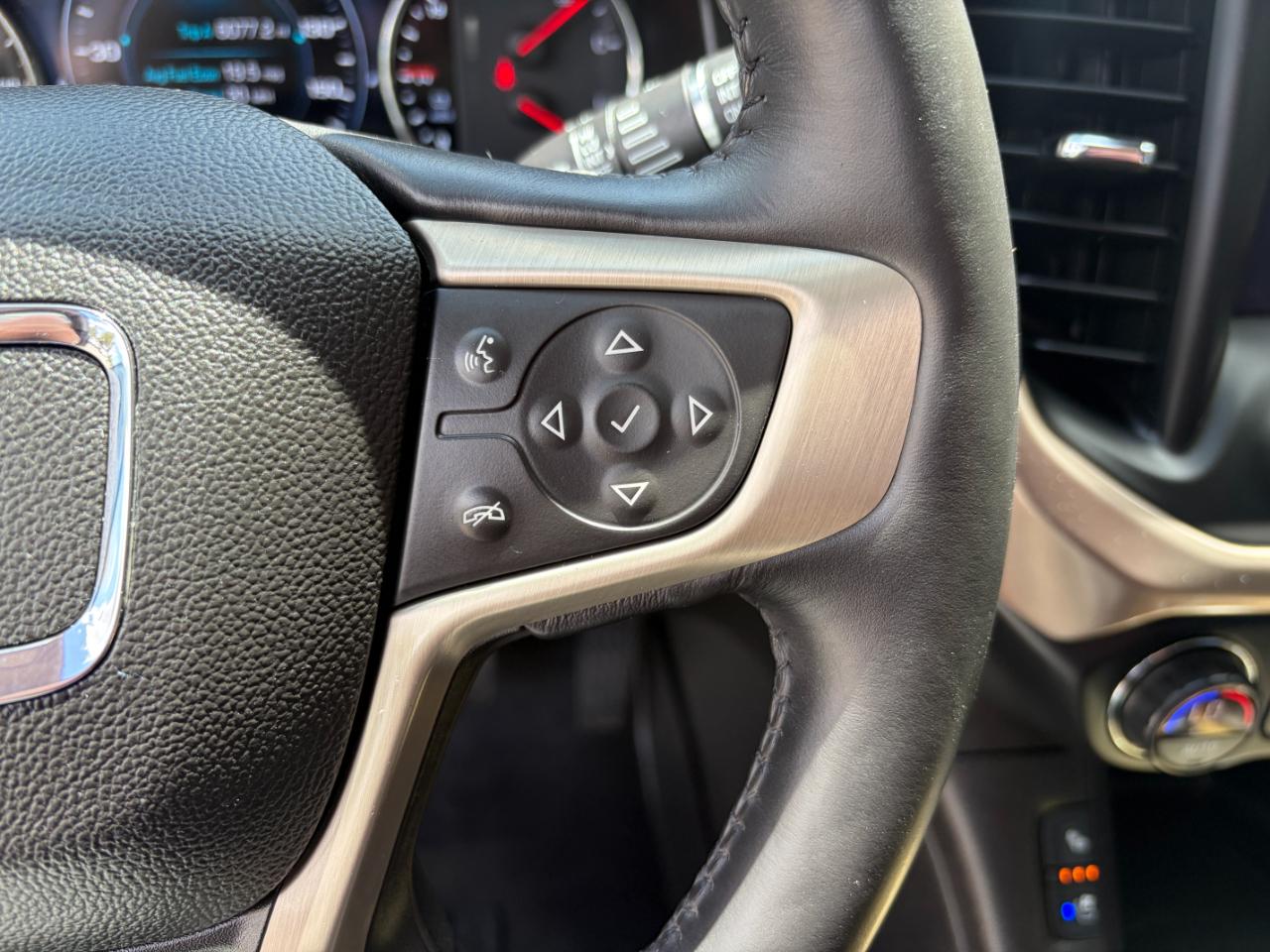 GMC Acadia AWD 4dr Denali 2018