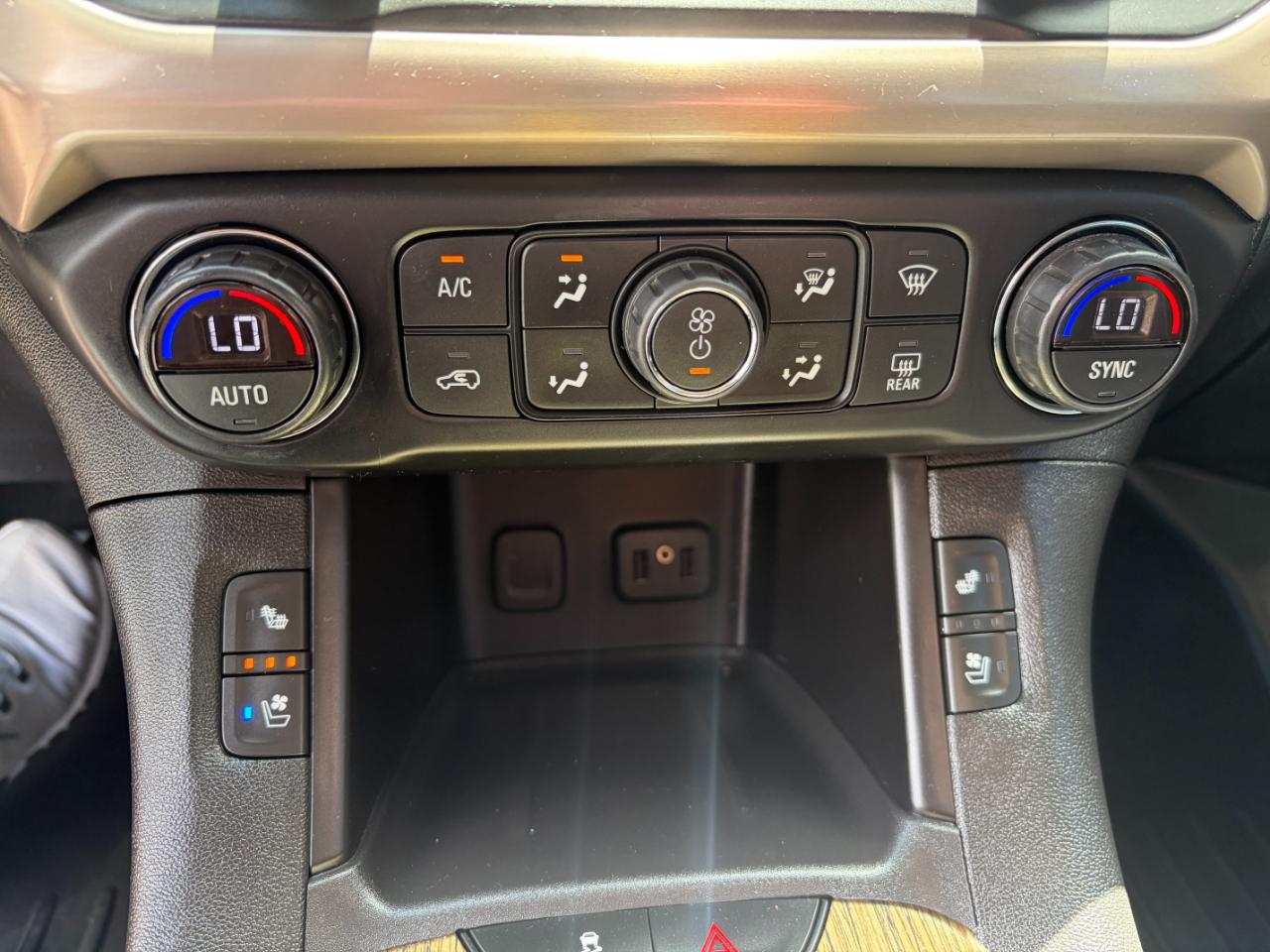 GMC Acadia AWD 4dr Denali 2018