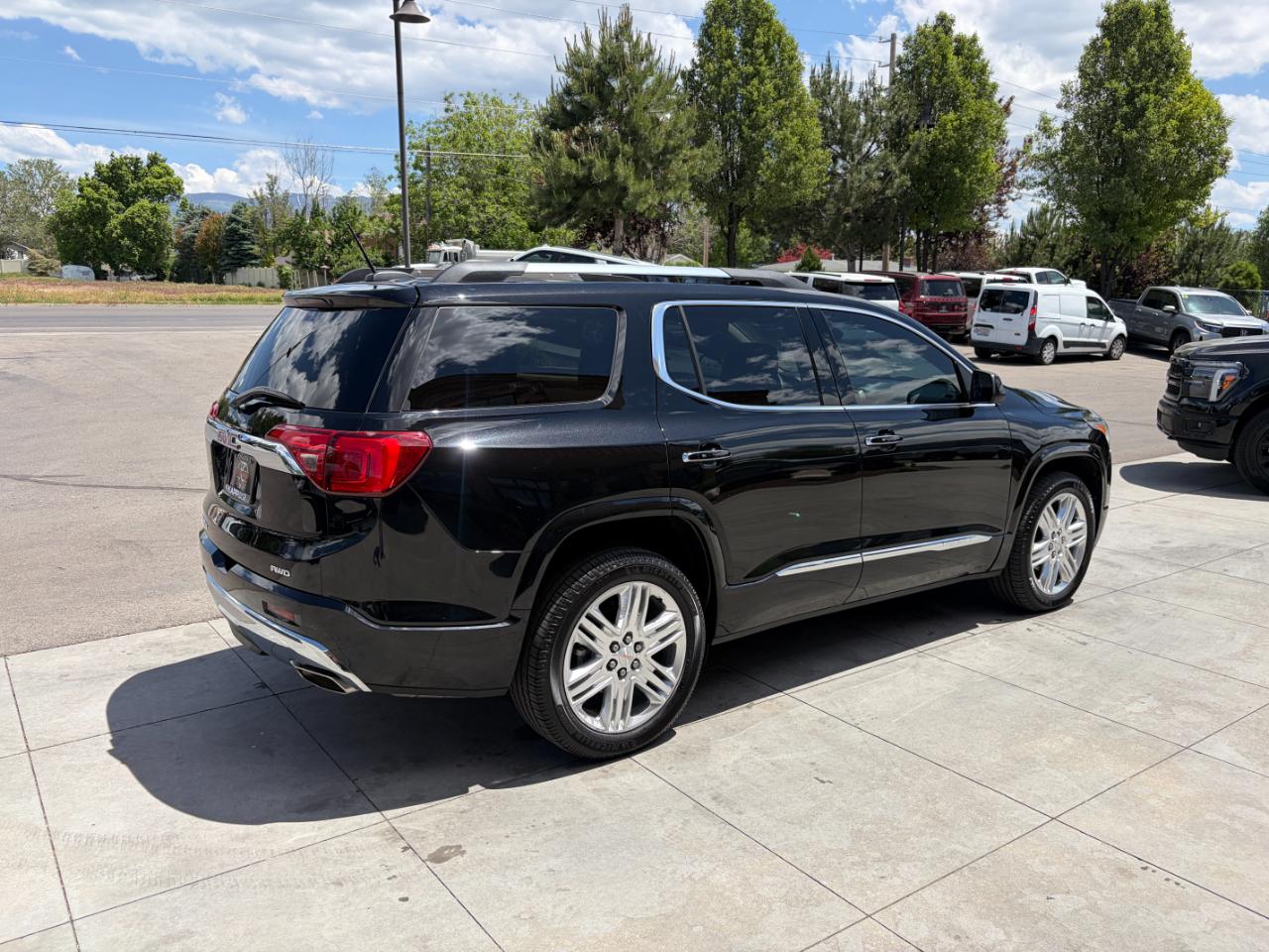 GMC Acadia AWD 4dr Denali 2018