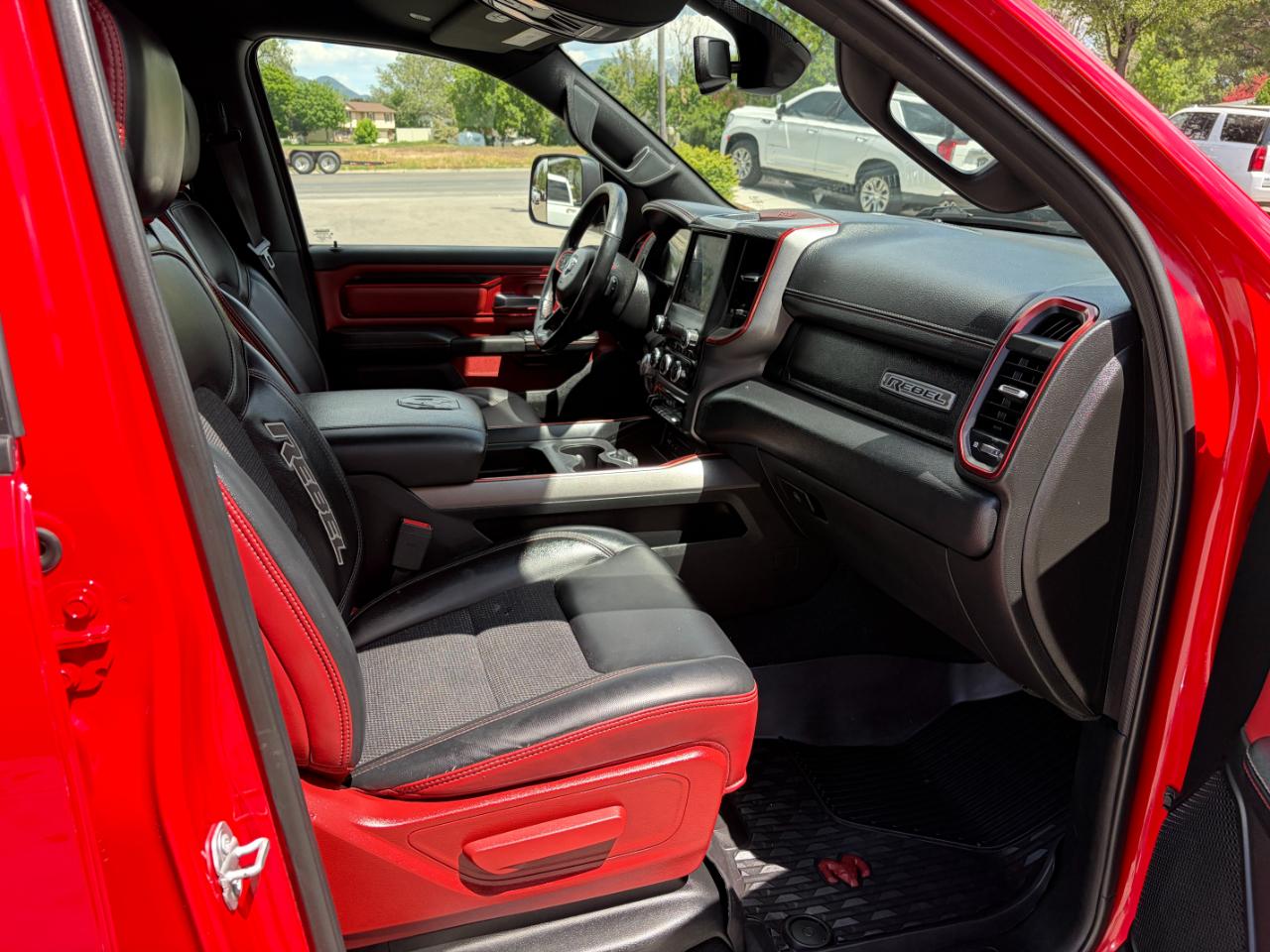 RAM 1500 Rebel 4x4 Quad Cab 6'4" Box 2019