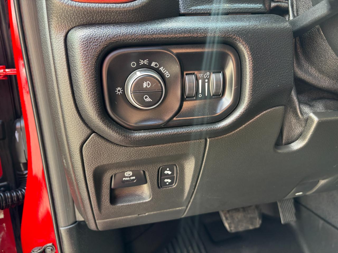RAM 1500 Rebel 4x4 Quad Cab 6'4" Box 2019