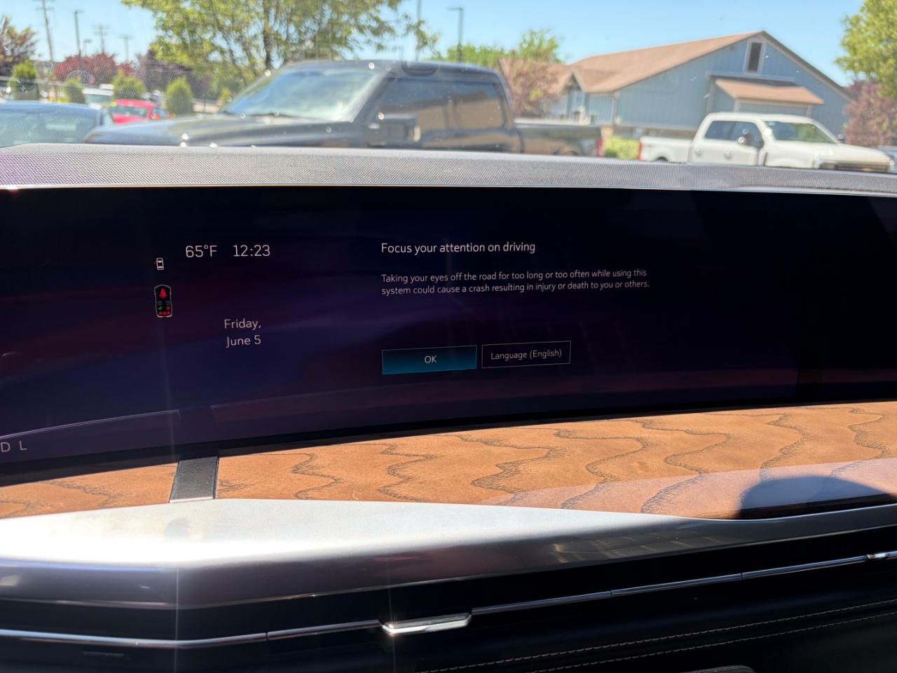 Cadillac Escalade 4WD 4dr Sport Platinum 2025