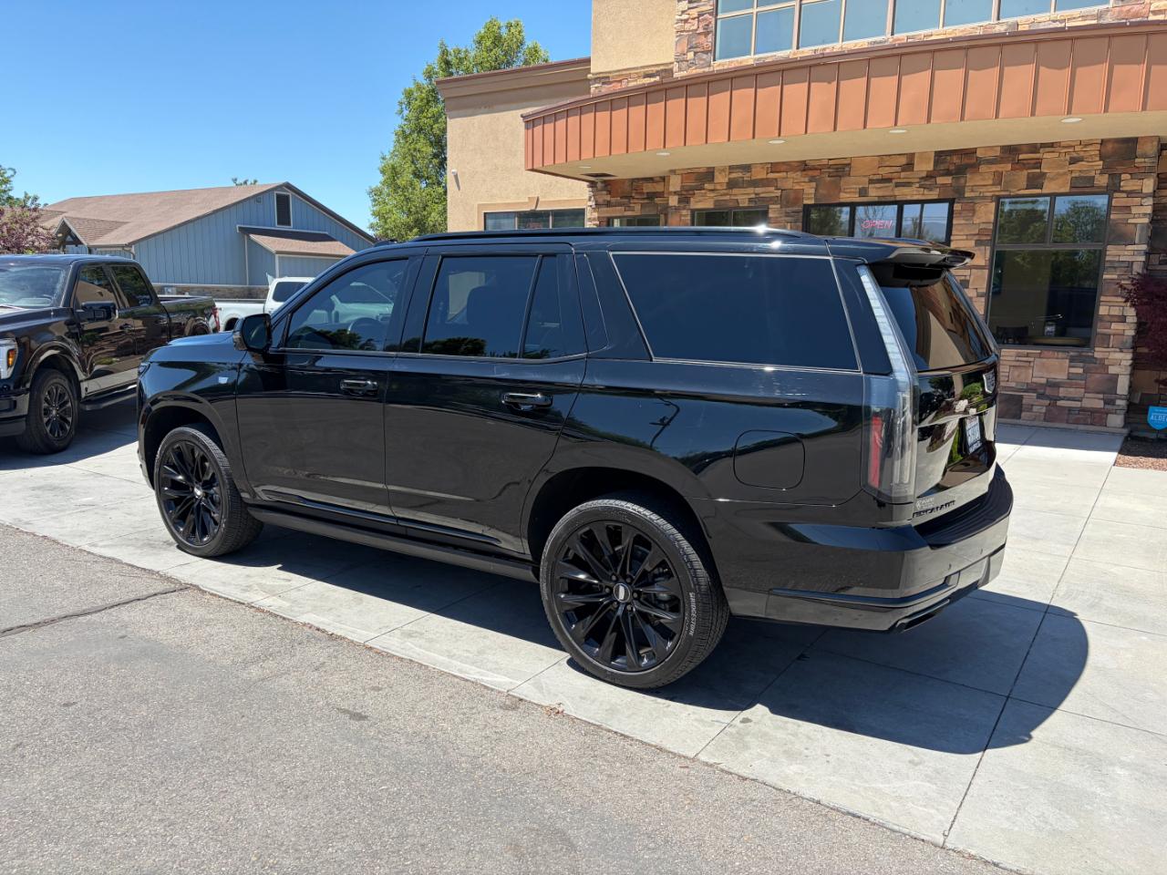 Cadillac Escalade 4WD 4dr Sport Platinum 2025