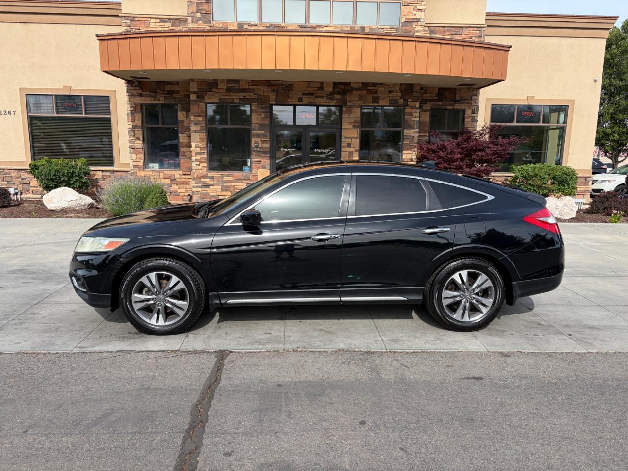 Honda Crosstour 2WD V6 5dr EX-L 2013