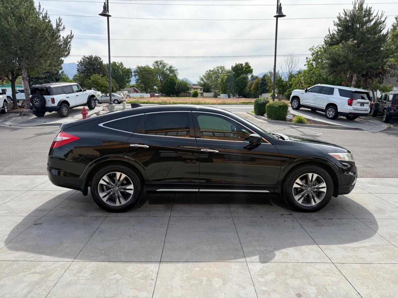 Honda Crosstour 2WD V6 5dr EX-L 2013