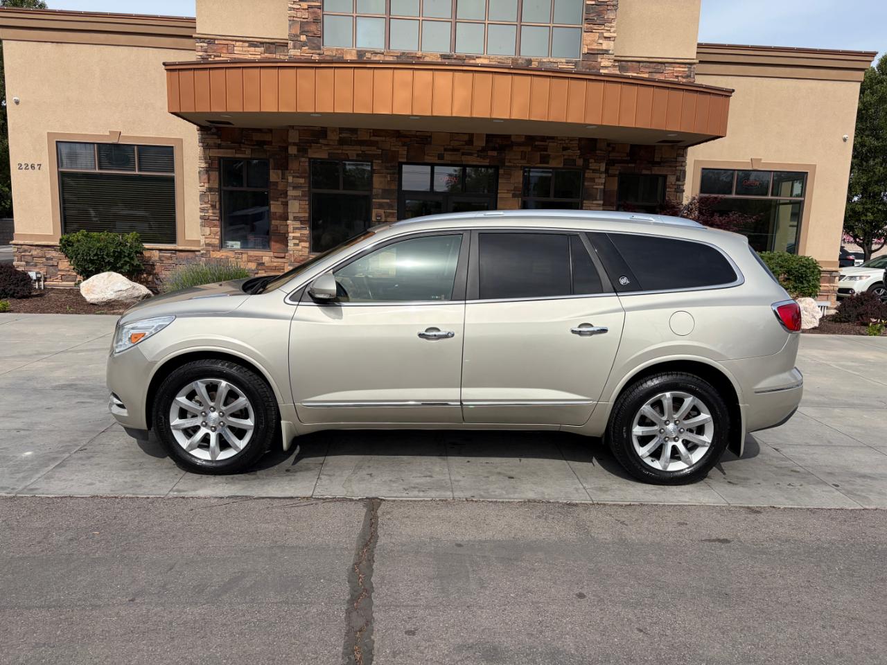 Buick Enclave AWD 4dr Premium 2017