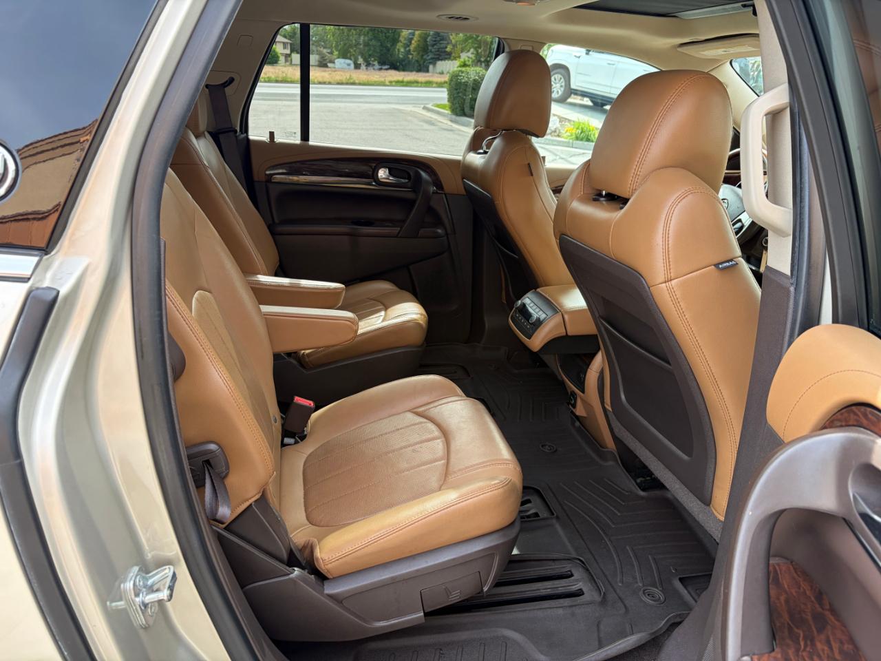 Buick Enclave AWD 4dr Premium 2017