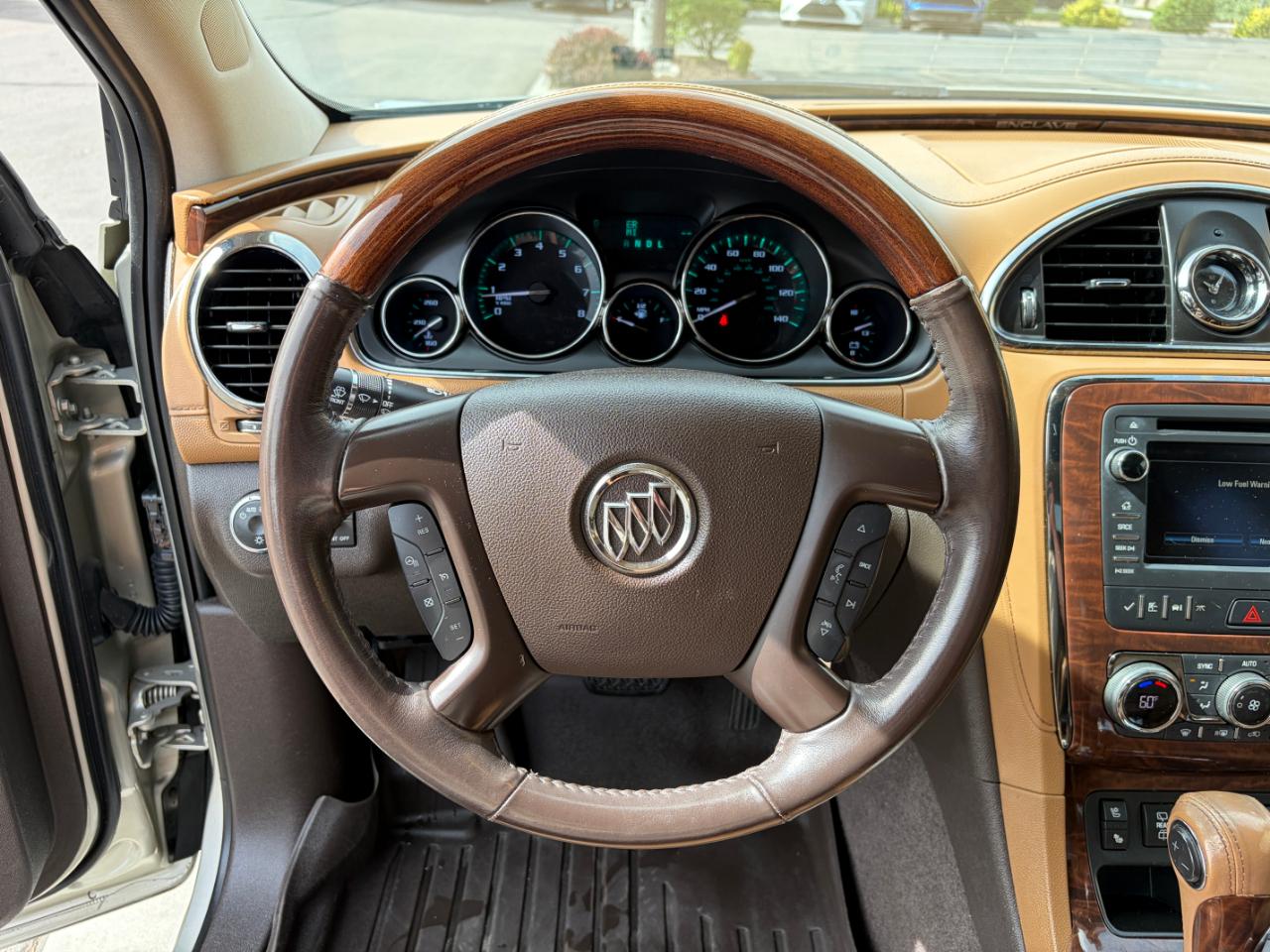 Buick Enclave AWD 4dr Premium 2017