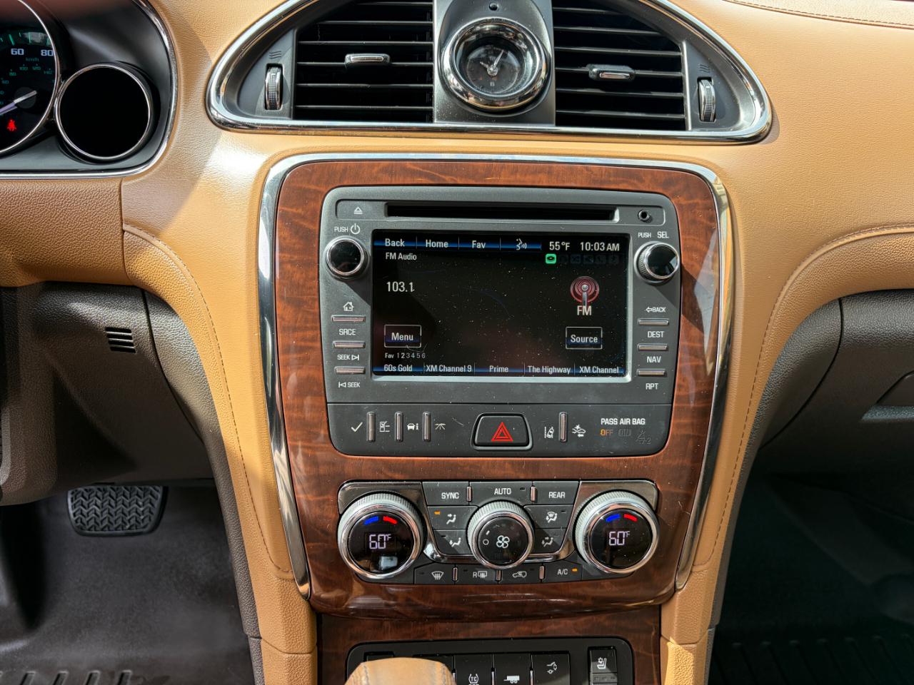 Buick Enclave AWD 4dr Premium 2017
