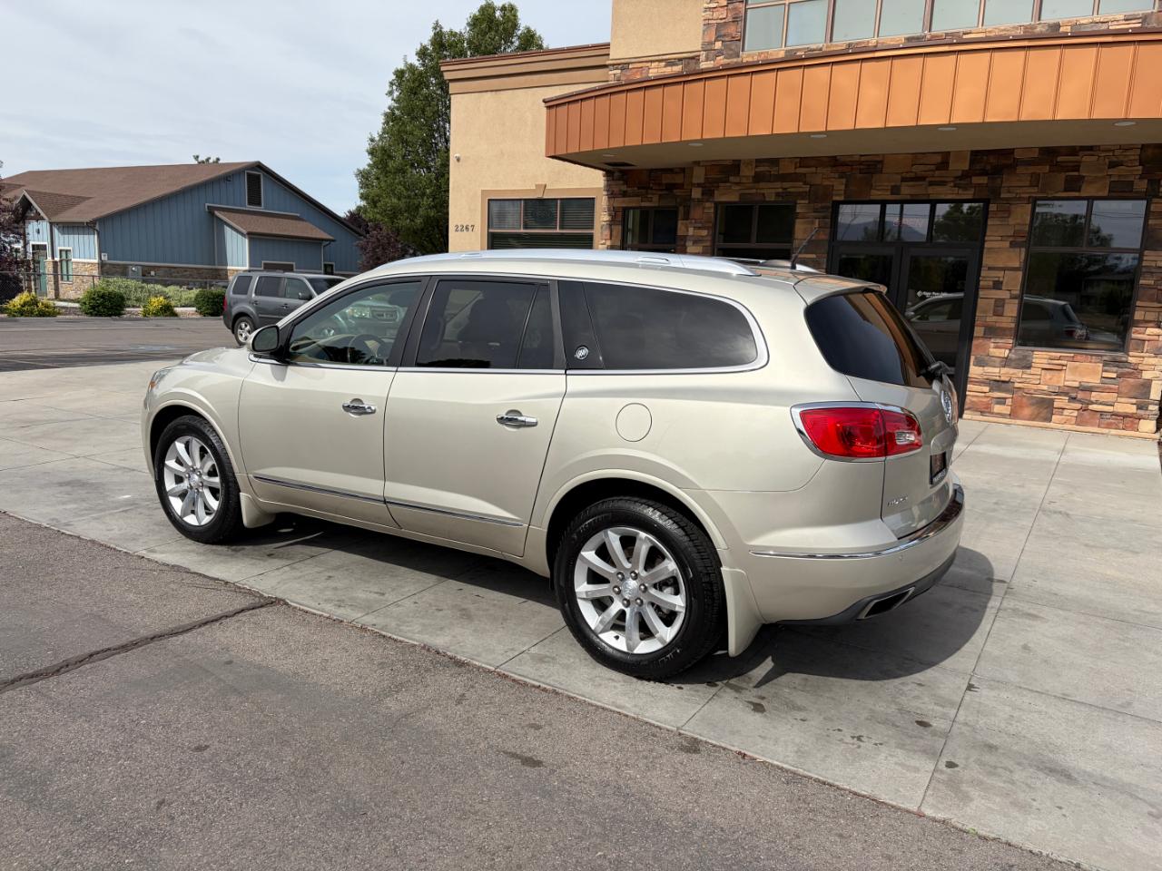 Buick Enclave AWD 4dr Premium 2017