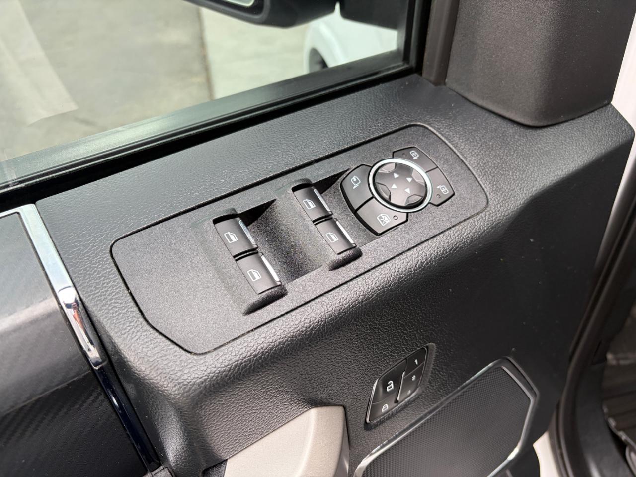 Ford F-150 Lariat 4WD SuperCrew 5.5' Box 2019