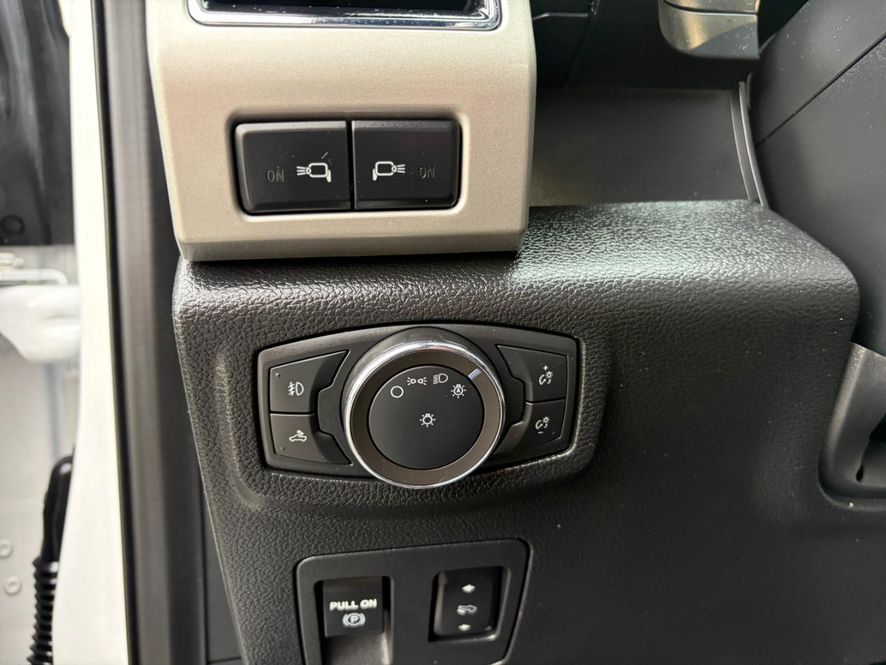 Ford F-150 Lariat 4WD SuperCrew 5.5' Box 2019
