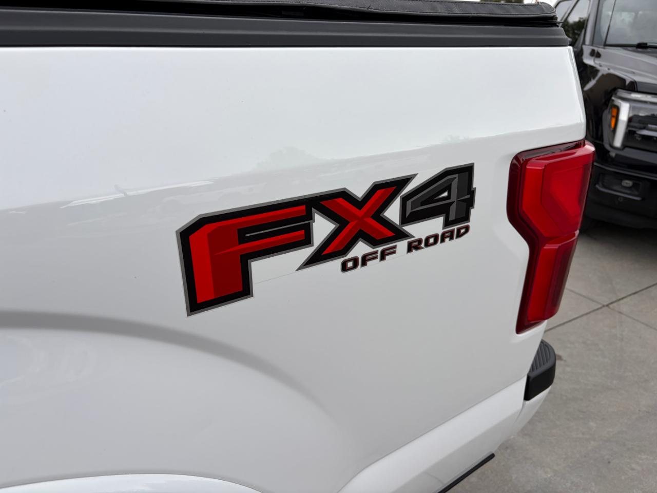 Ford F-150 Lariat 4WD SuperCrew 5.5' Box 2019