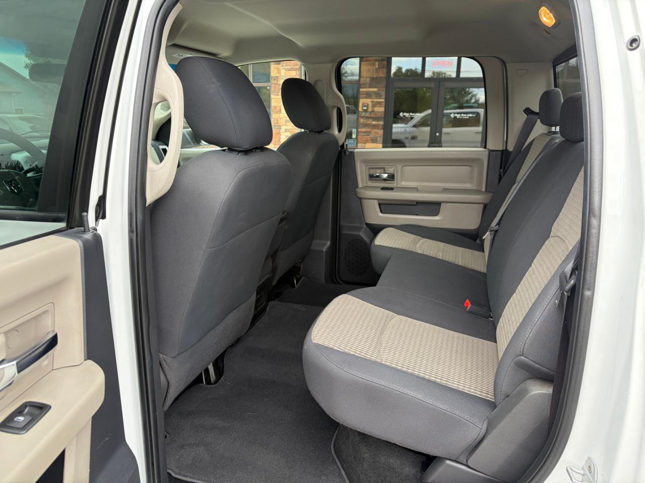 Dodge Ram 2500 4WD Crew Cab 149" SLT 2010