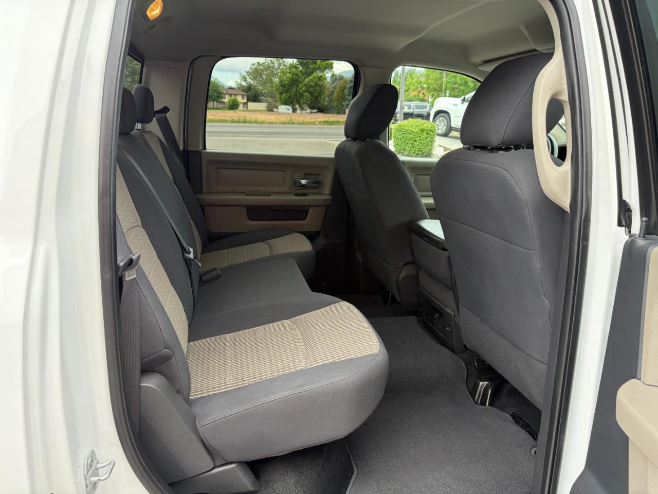 Dodge Ram 2500 4WD Crew Cab 149" SLT 2010