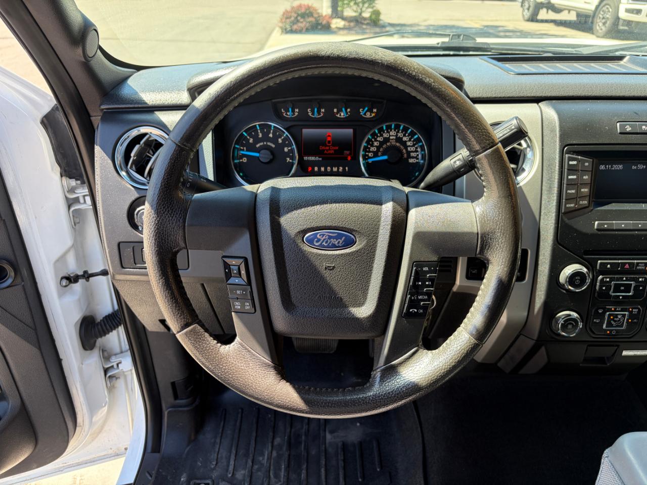 Ford F-150 4WD SuperCrew 145" XLT 2014
