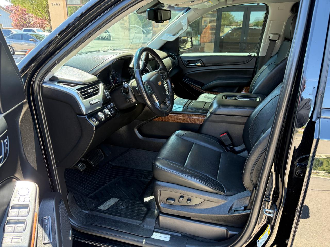 Chevrolet Tahoe 4WD 4dr Premier 2019