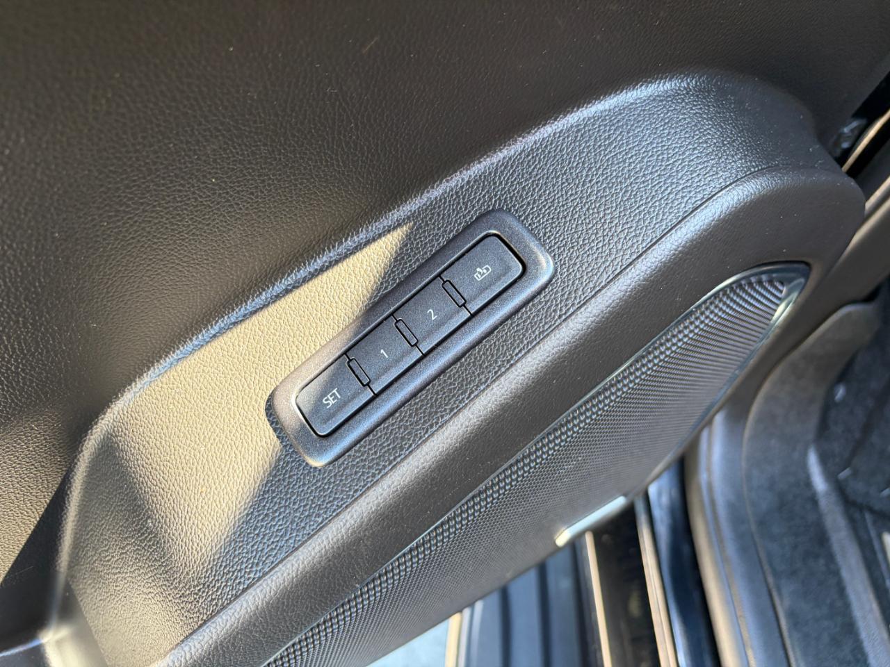 Chevrolet Tahoe 4WD 4dr Premier 2019