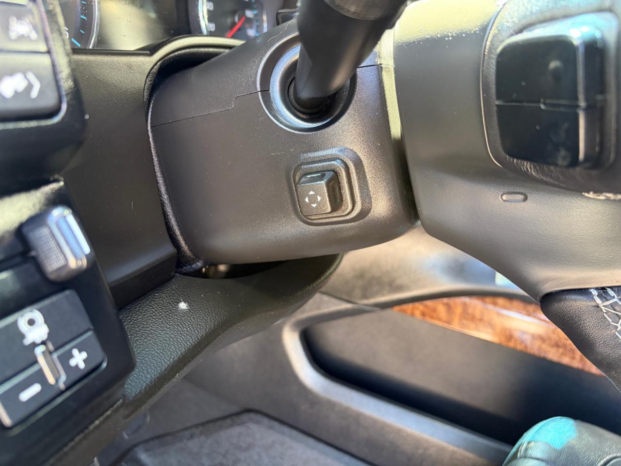 Chevrolet Tahoe 4WD 4dr Premier 2019