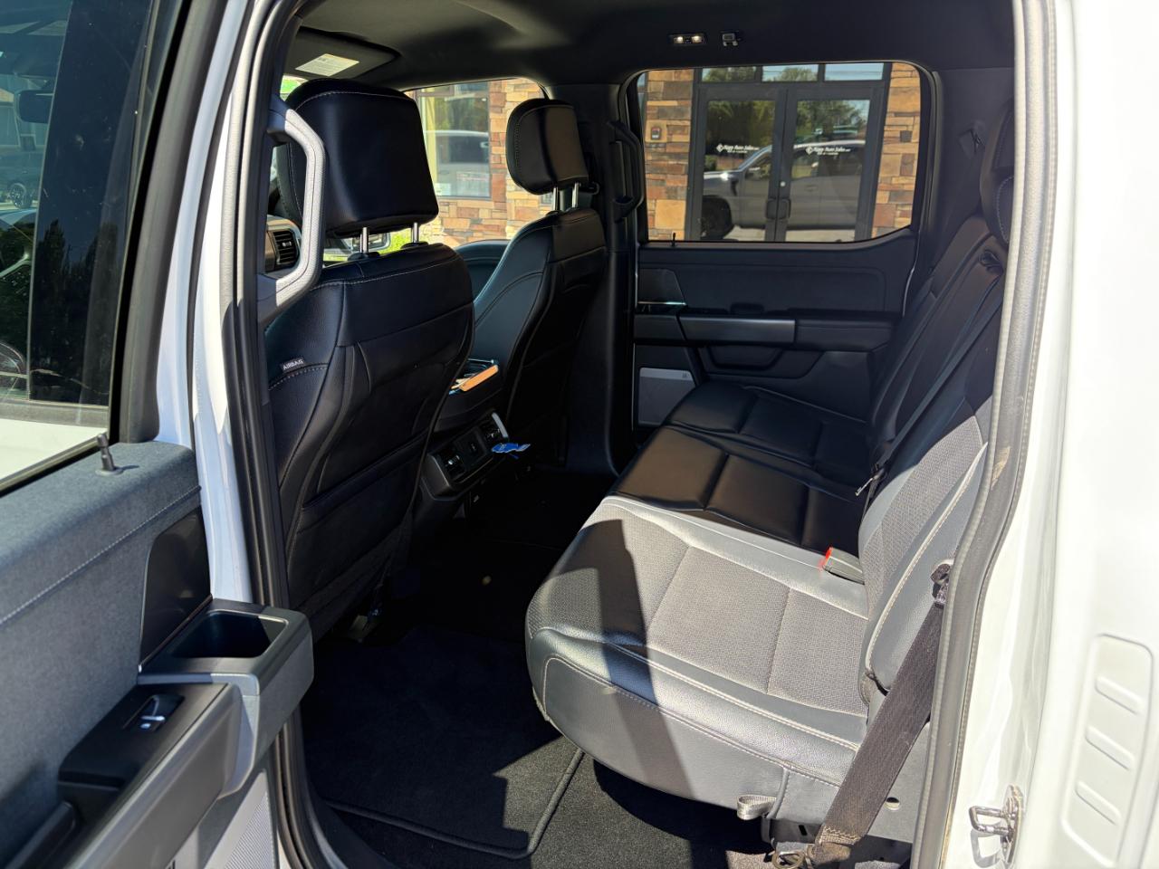 Ford F-150 Lariat 4WD SuperCrew 5.5' Box 2025