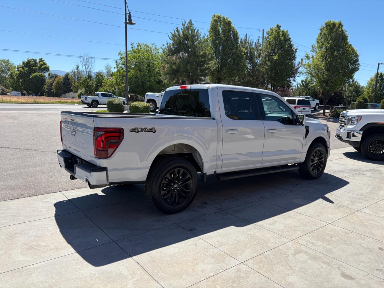Ford F-150 Lariat 4WD SuperCrew 5.5' Box 2025