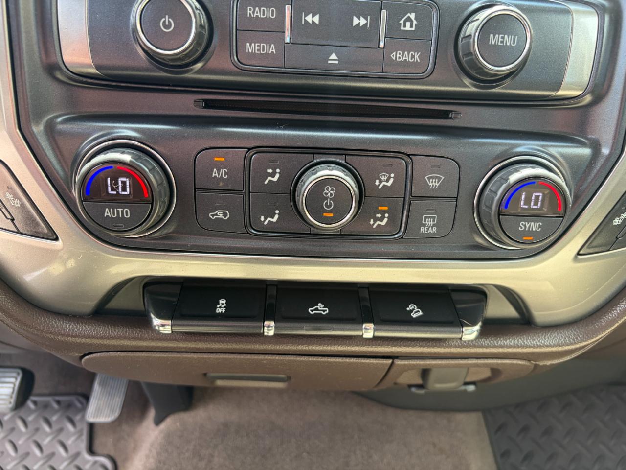Chevrolet Silverado 1500 4WD Crew Cab 143.5" LTZ w/2LZ 2018