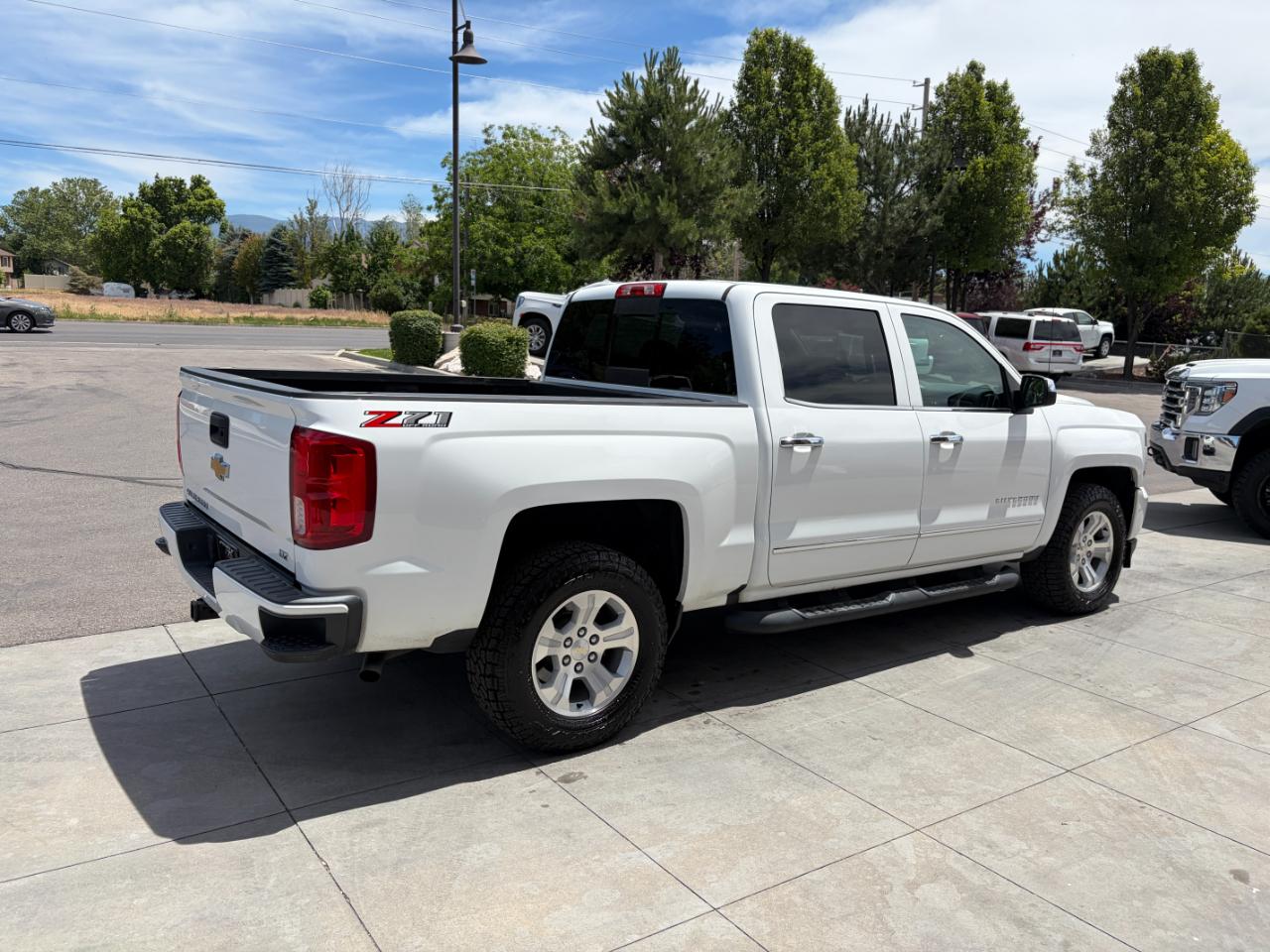 Chevrolet Silverado 1500 4WD Crew Cab 143.5" LTZ w/2LZ 2018