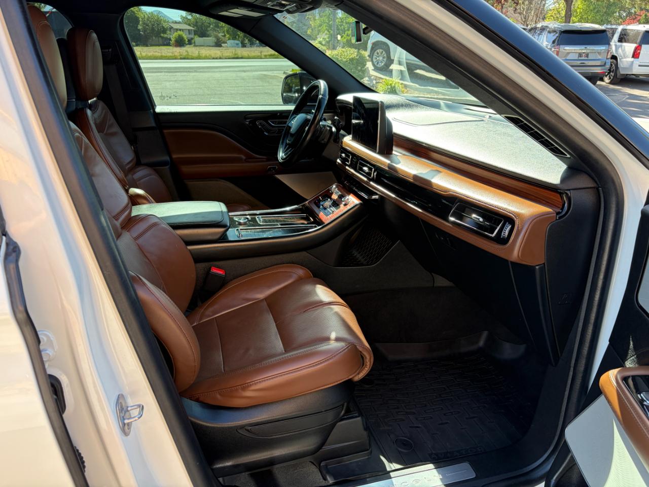 Lincoln Aviator Reserve AWD 2023