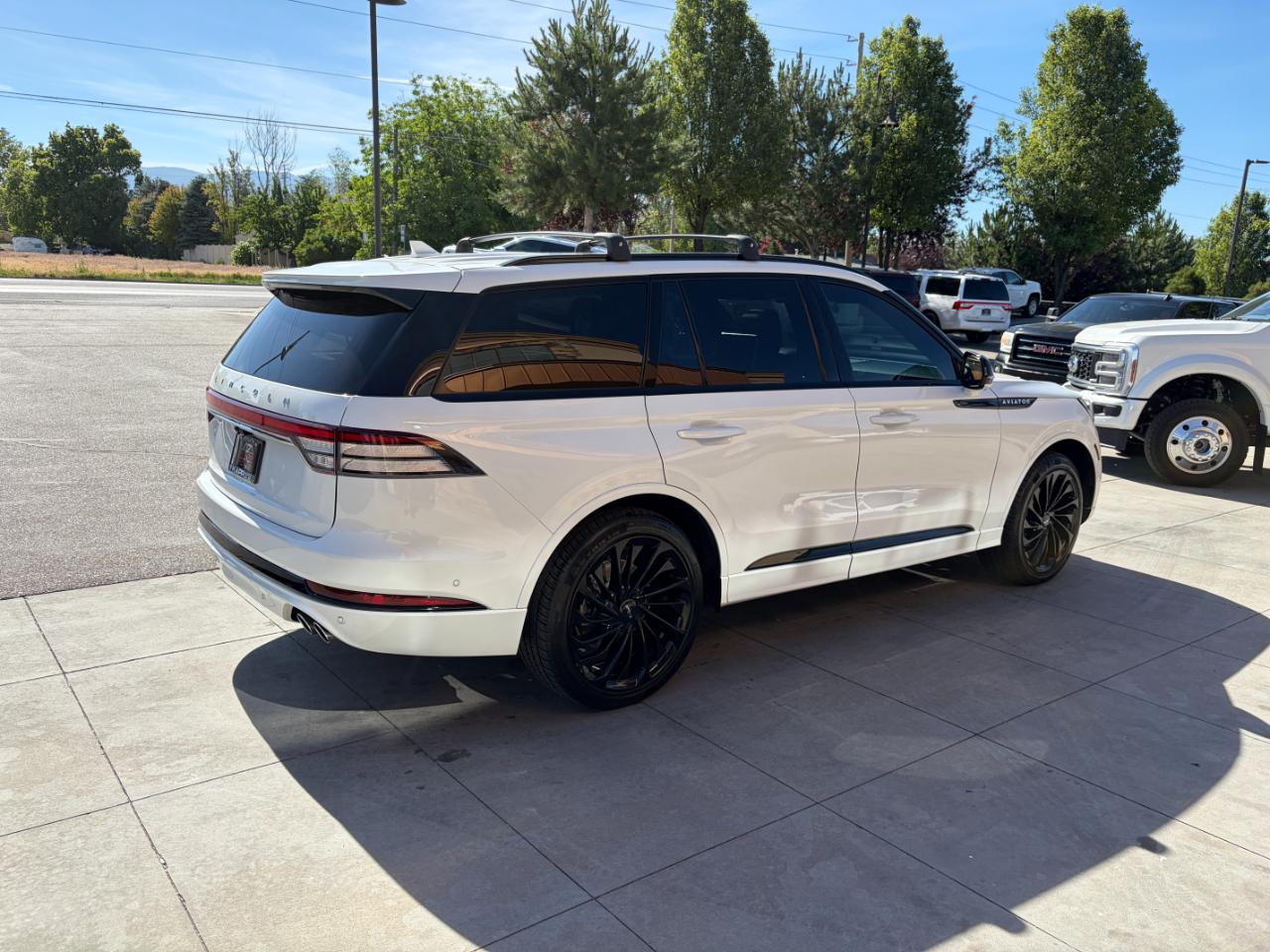 Lincoln Aviator Reserve AWD 2023