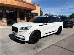 2023 Lincoln Aviator 