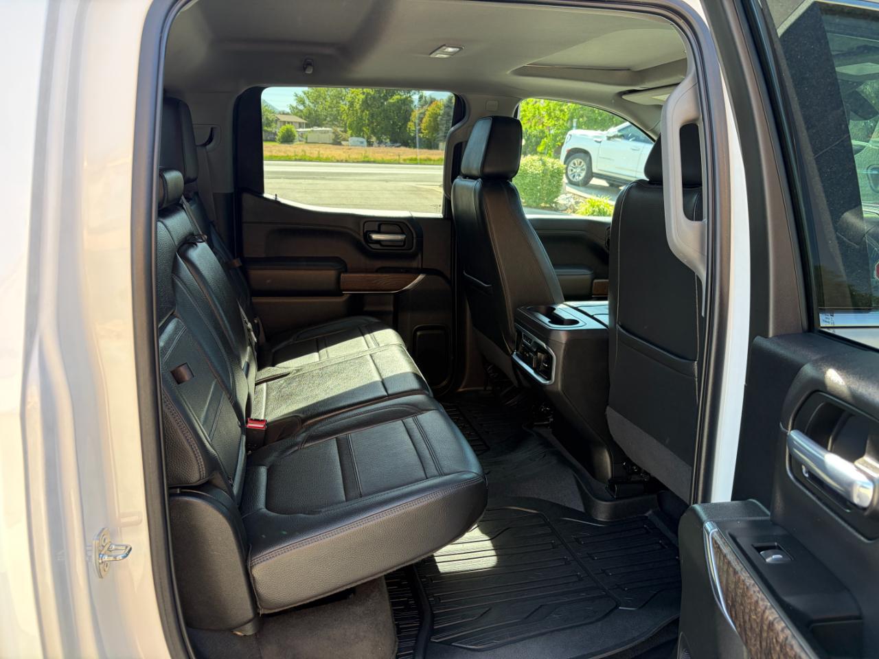 GMC Sierra 1500 4WD Crew Cab 147" Denali 2021