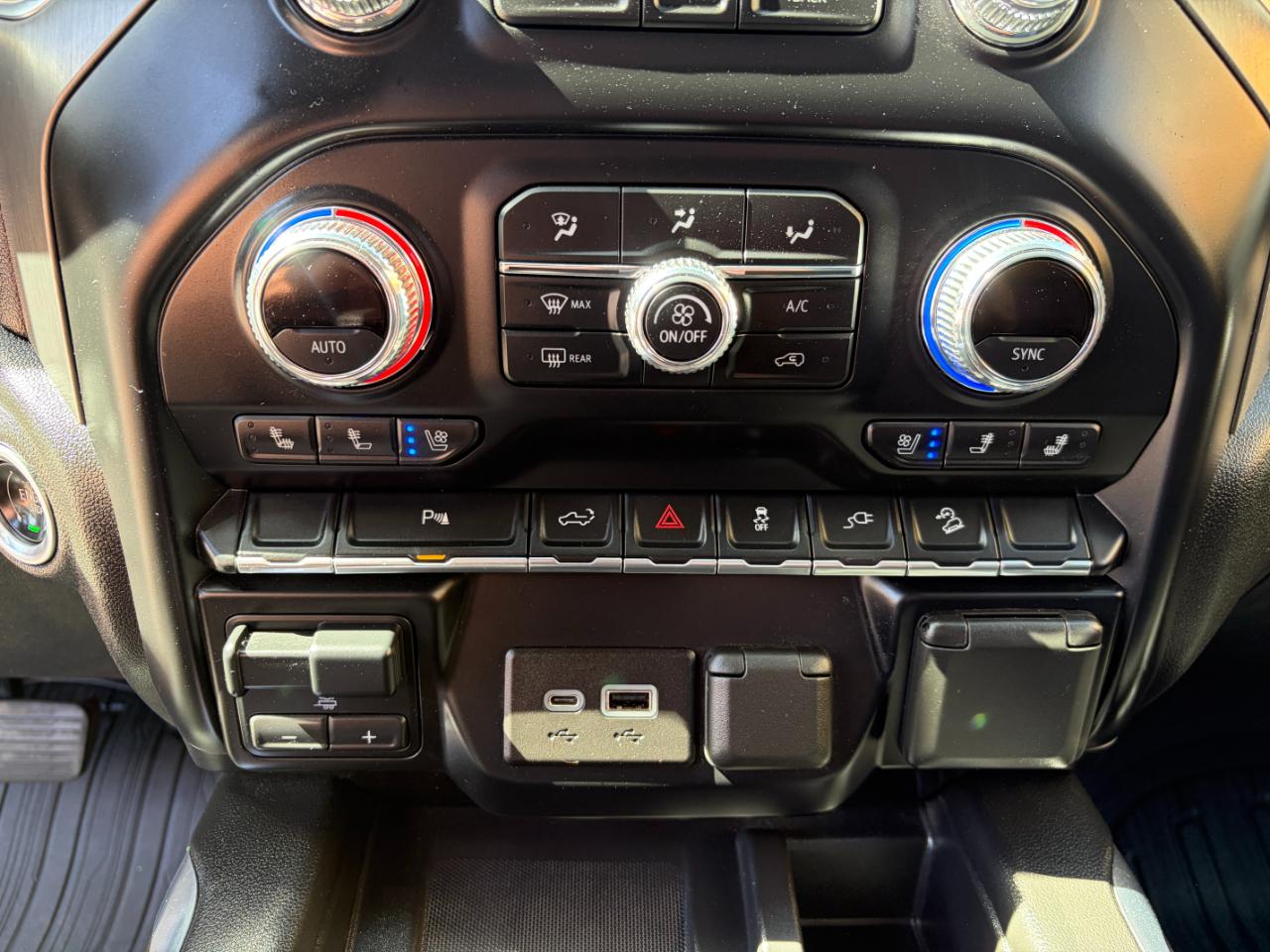 GMC Sierra 1500 4WD Crew Cab 147" Denali 2021